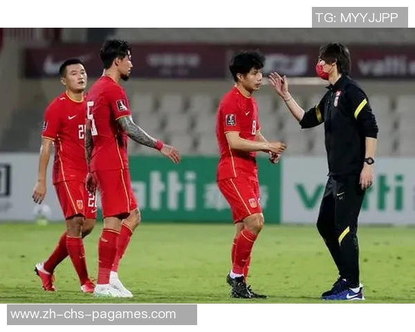 中国足球迎战叙利亚球队期待突破与进步展现实力与团结精神